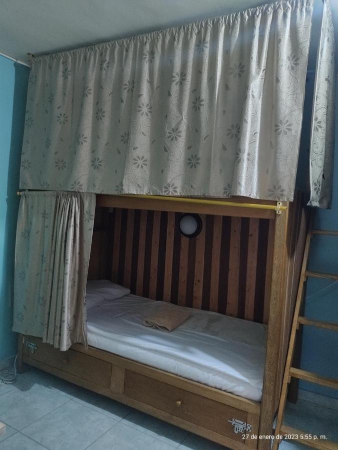 Pa Pasiar Hostal 메딜린 외부 사진